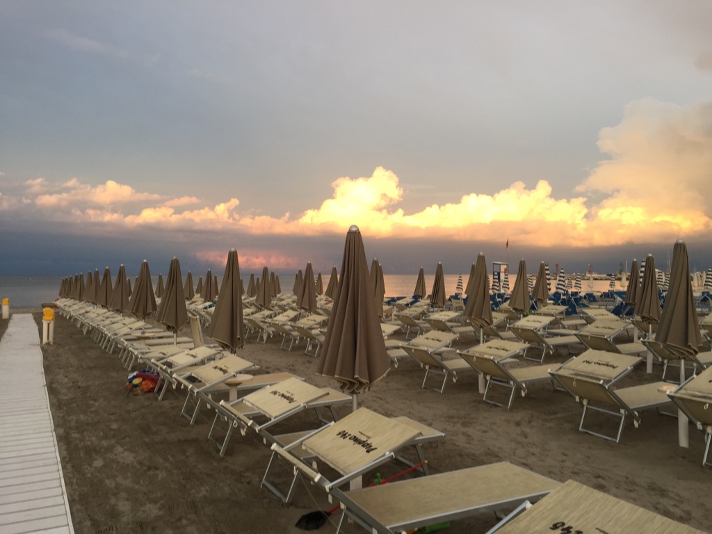 ⛱
